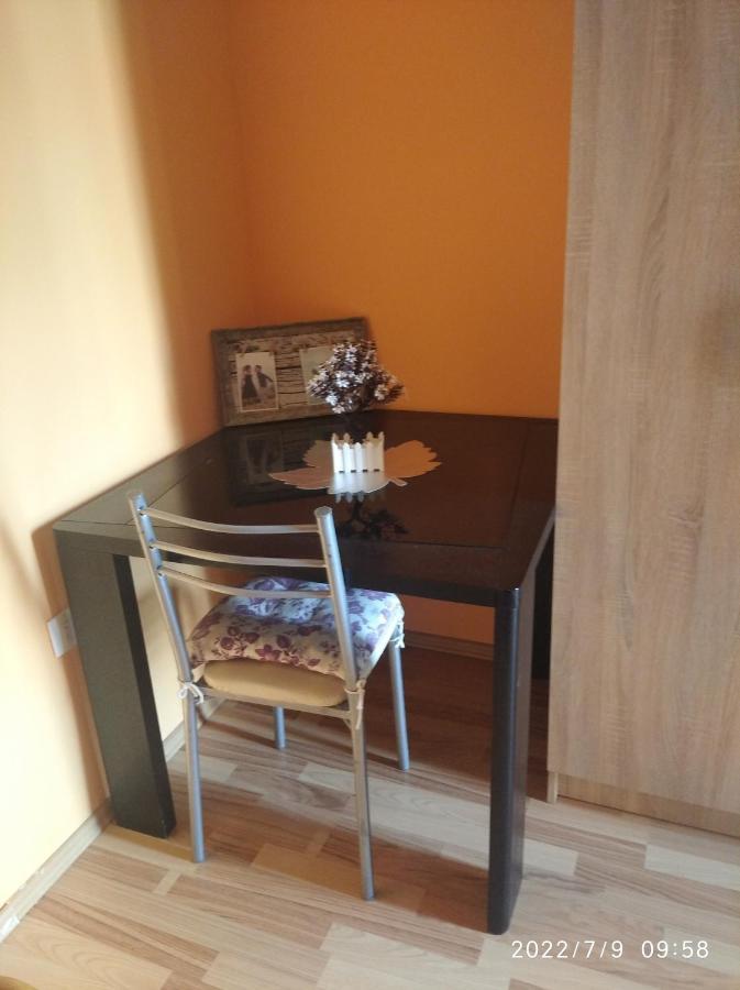 Buric Rooms Nikšić Bagian luar foto