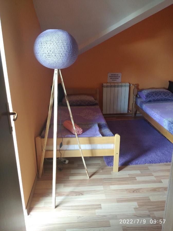 Buric Rooms Nikšić Bagian luar foto