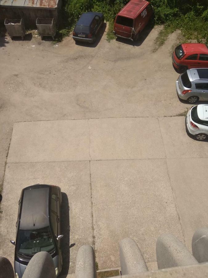Buric Rooms Nikšić Bagian luar foto