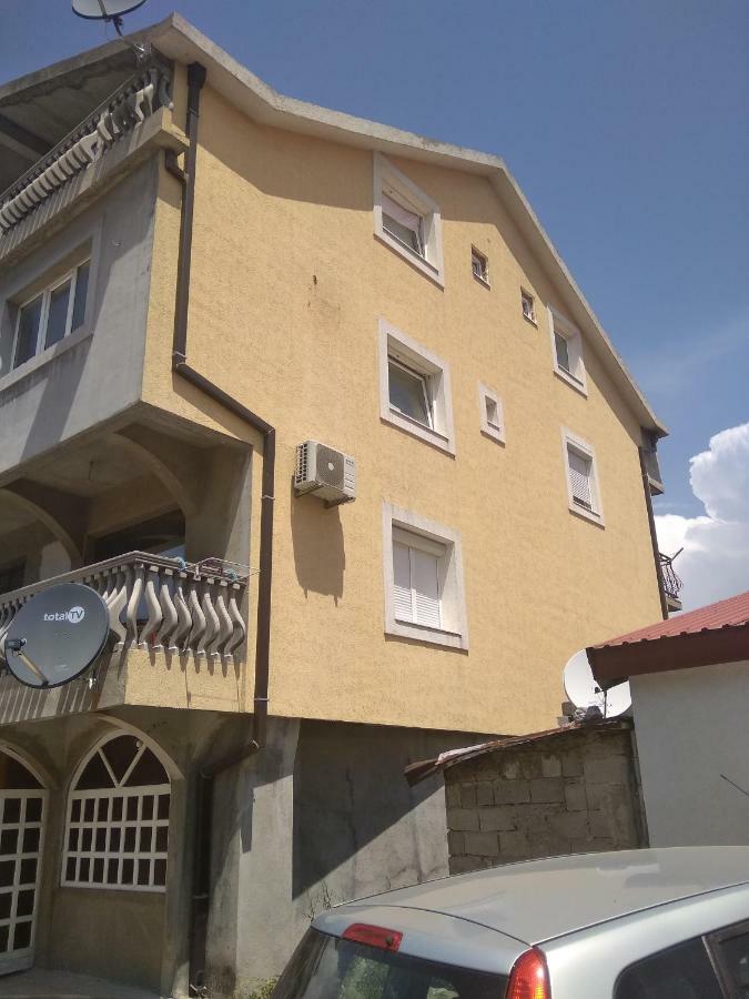 Buric Rooms Nikšić Bagian luar foto